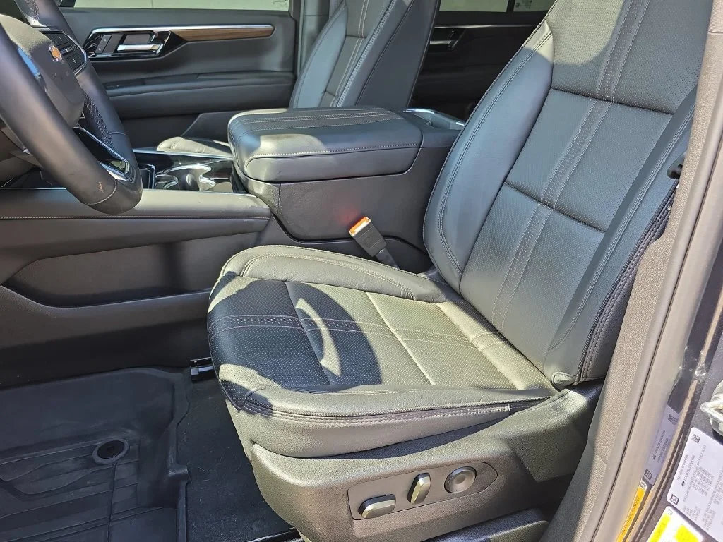 Used 2025 Dark Ash Metallic Chevrolet High Country image 20