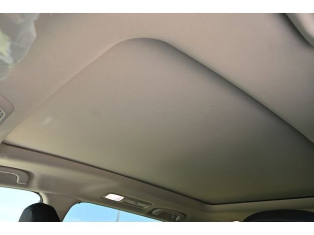 New 2026 White Subaru Onyx Edition Touring 7-Passenger image 61