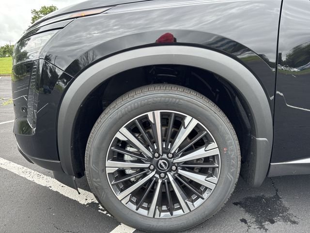 New 2026 Black Nissan Platinum image 10
