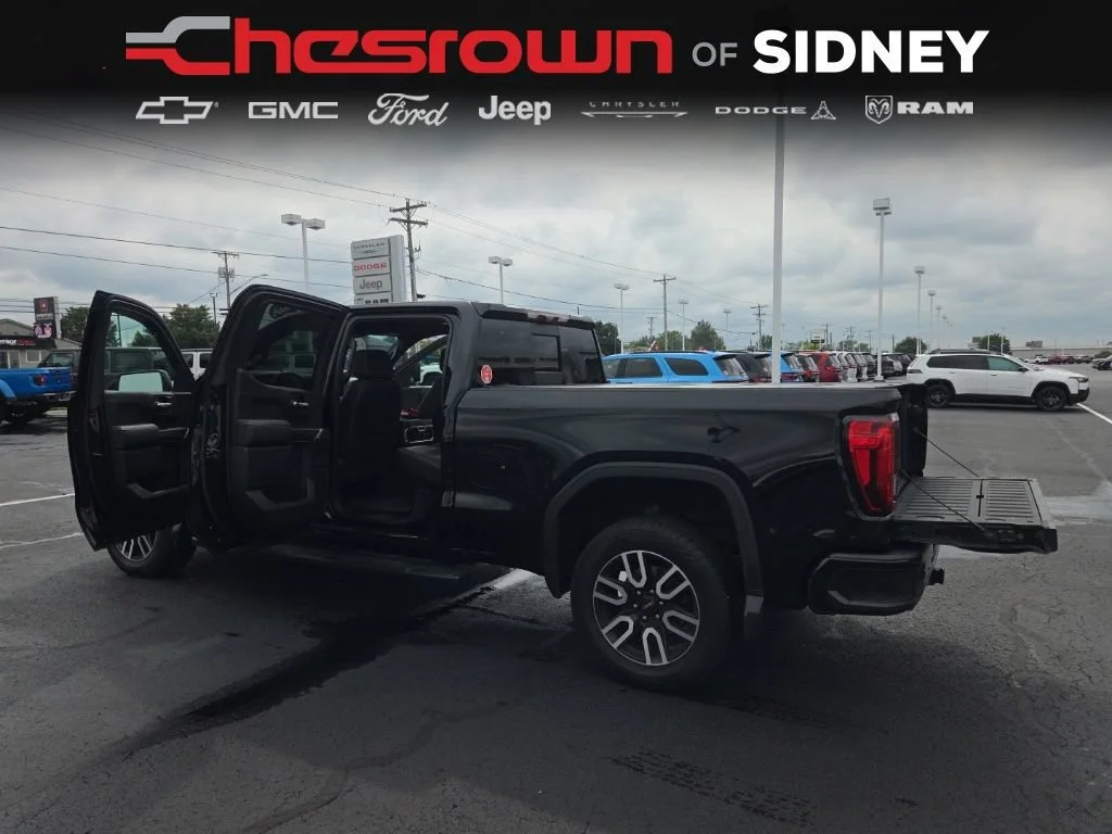 Used 2020 ONYX BLACK GMC AT4 image 13