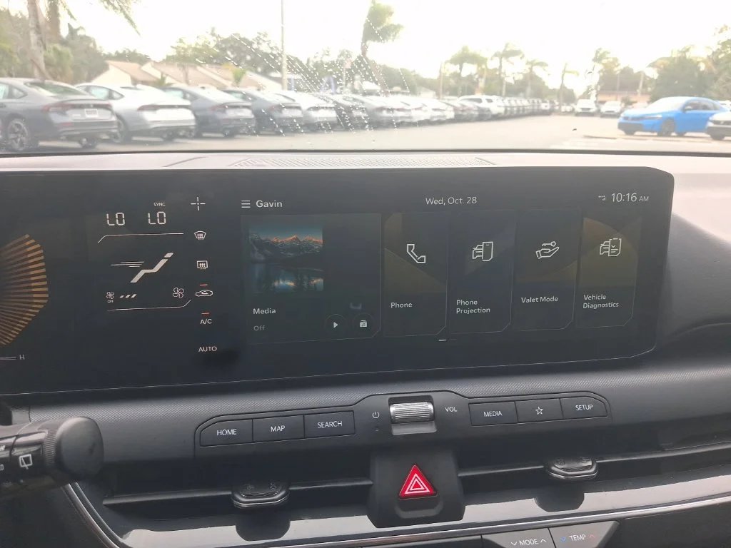 Used 2026 Black Kia EX image 23