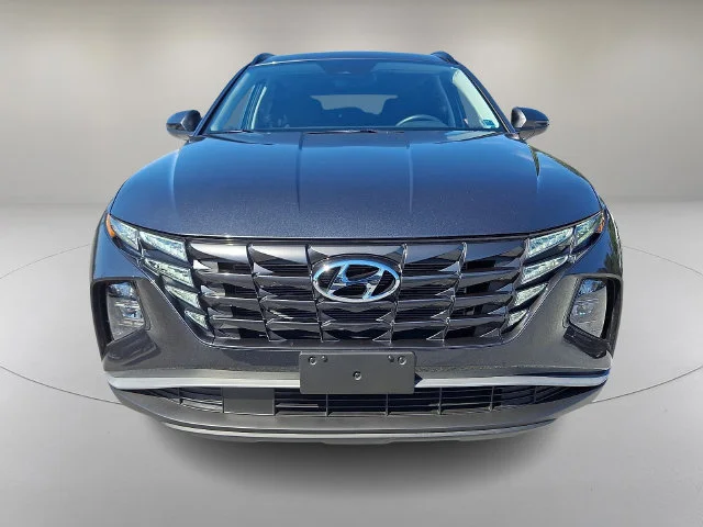 Used 2024 Gray Hyundai SEL image 2