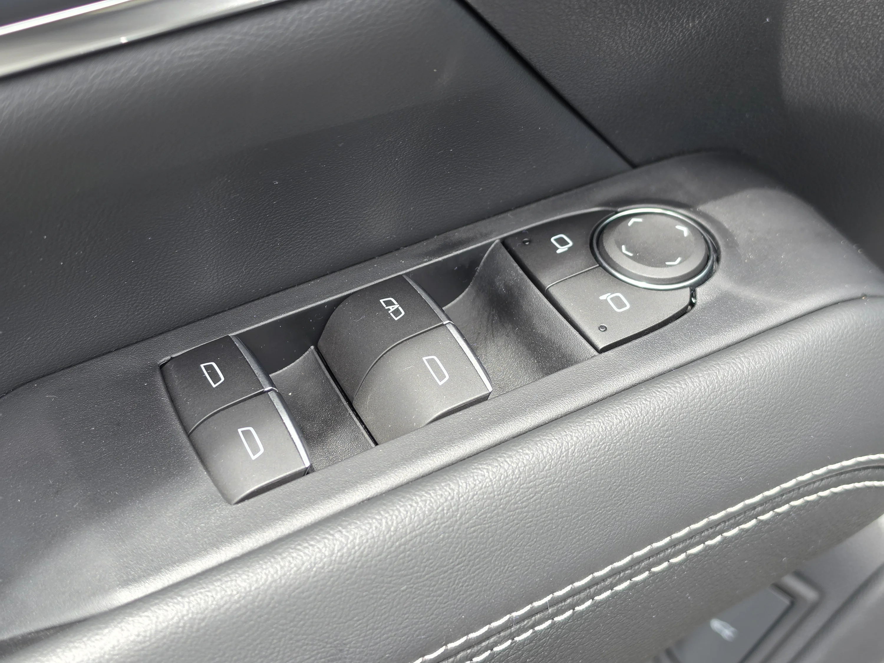 Used 2026 Ebony Twilight Metallic GMC AWD Denali image 24