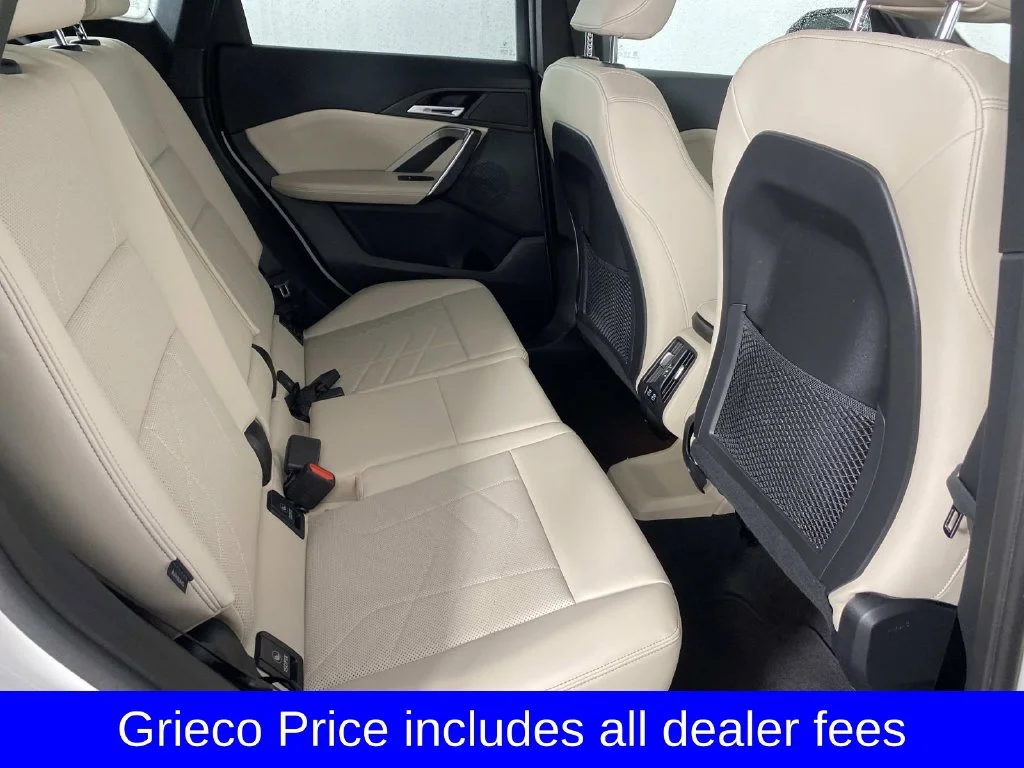 Used 2023 Alpine White BMW xDrive28i image 11