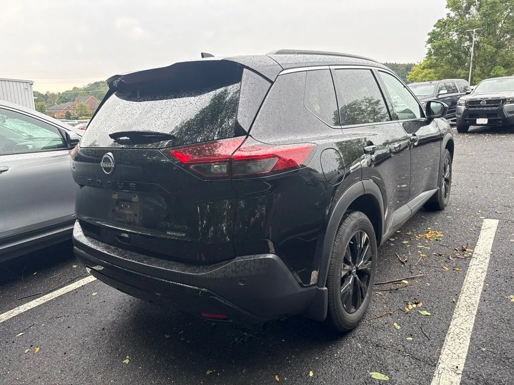 Used 2023 Black Nissan SV image 4