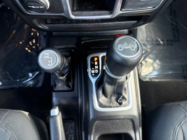 Certified Used 2018 Silver Jeep Unlimited Sport image 18