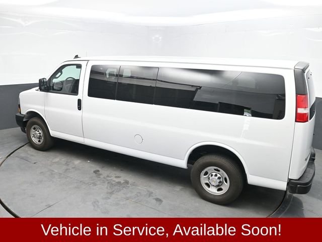 Used 2024 White Chevrolet LS image 27