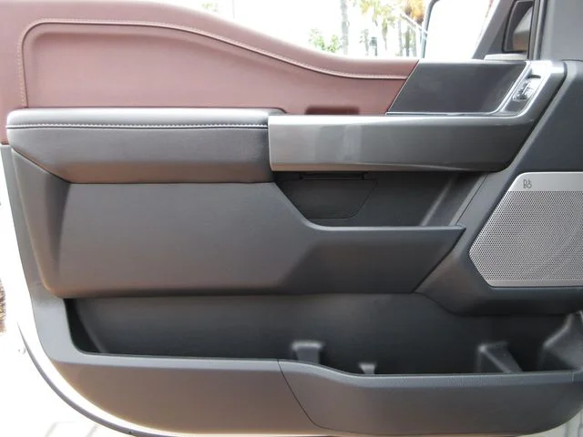 Certified Used 2023 Avalanche Ford Lariat image 9