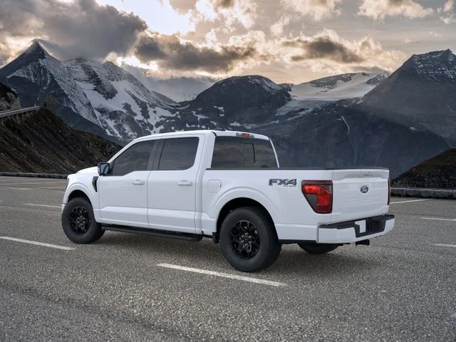 New 2026 Oxford White Ford XLT image 4