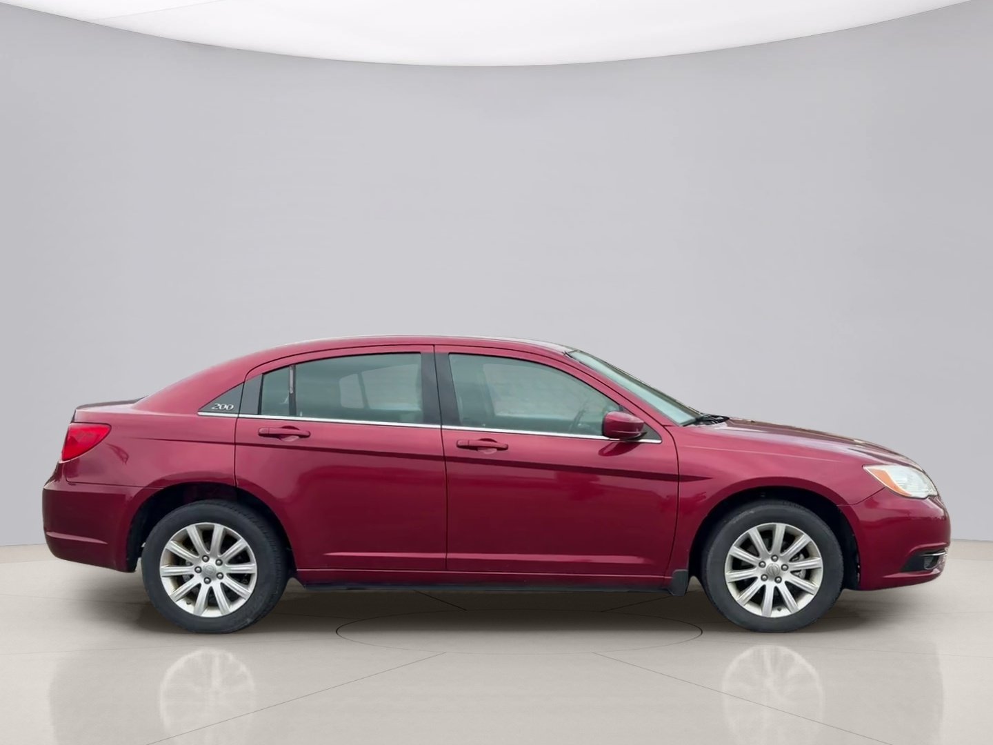 Used 2012 Red Dodge TOURING image 4