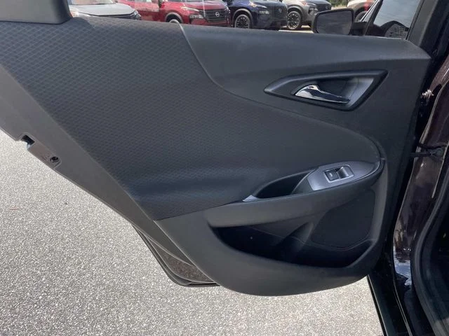 Used 2021 Red Chevrolet LS image 10