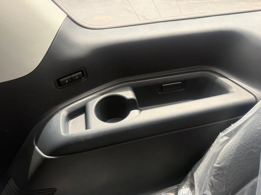 New 2026 Agate Black Metallic Ford Active image 39