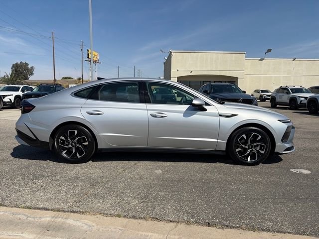 2025 Hyundai Sonata SEL - Photo 6