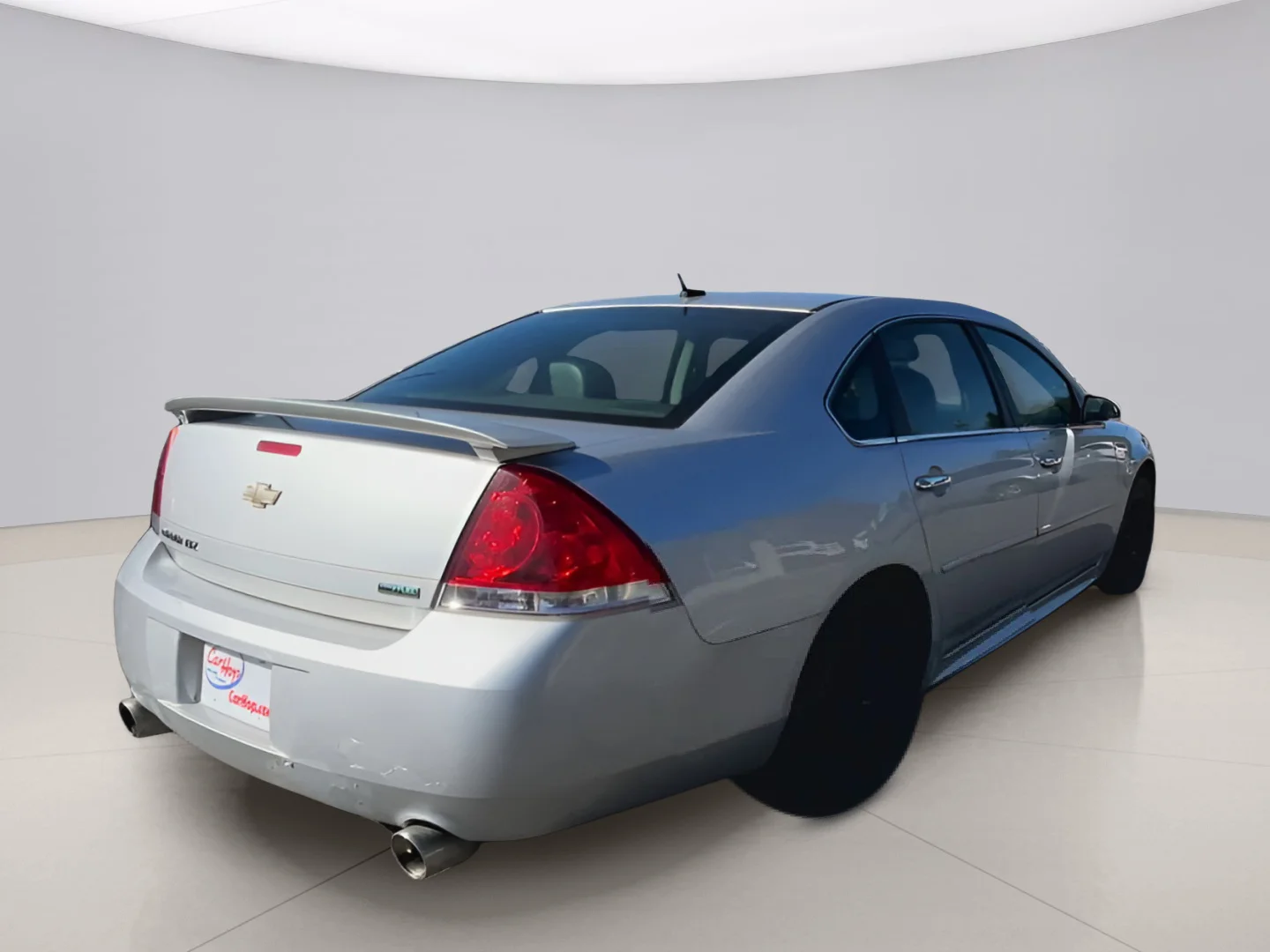Used 2013 Silver Chevrolet LTZ image 8