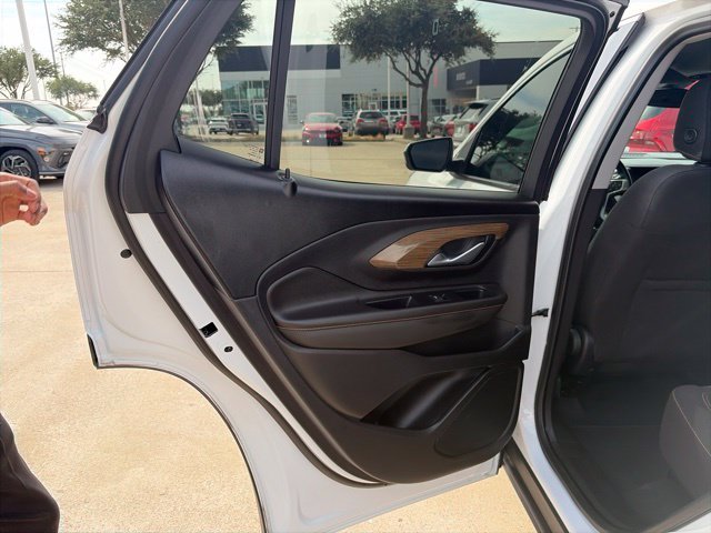 Used 2020 Summit White GMC SLE image 15
