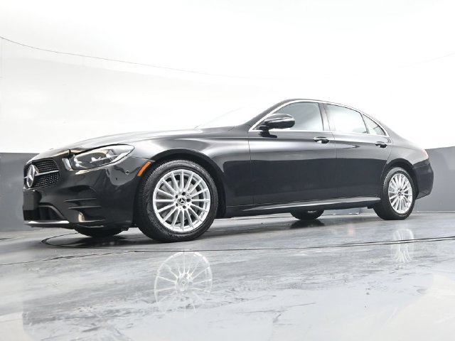Used 2023  Mercedes-Benz E 350 image 36