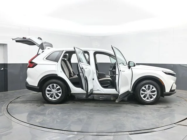 Used 2023 White Honda LX image 49