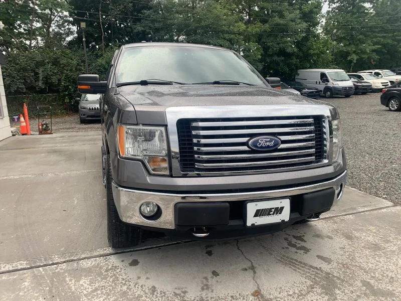 Used 2011 Gray Ford XLT Pickup 4D 5 1/2 ft image 3
