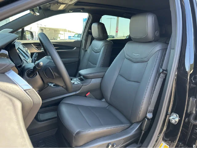 2026 Cadillac XT5 Premium Luxury - Photo 6