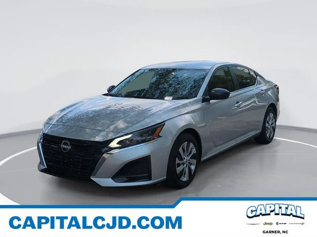 Used 2024 Silver Nissan 2.5 S image 1