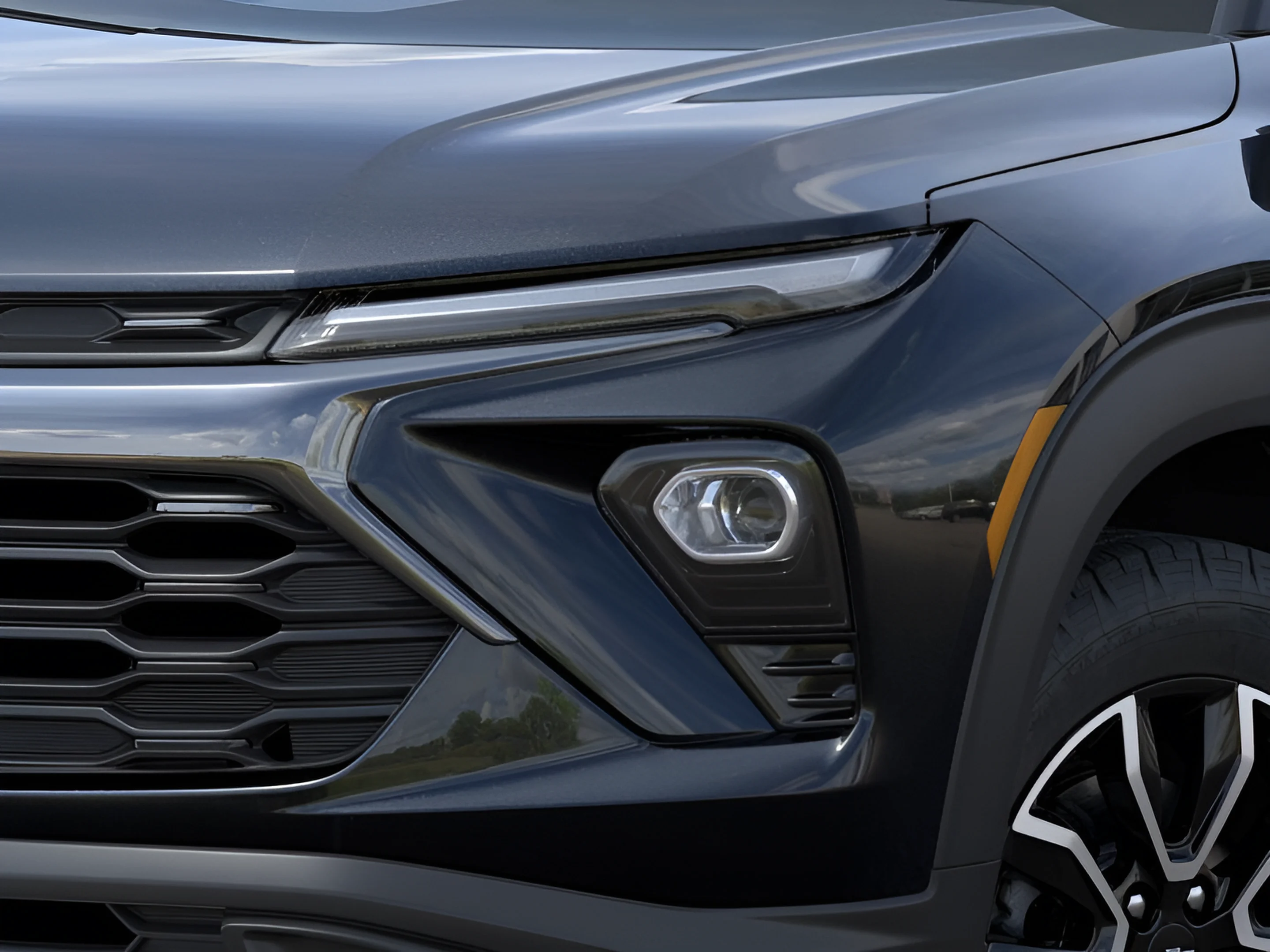 New 2025 Mosaic Black Metallic Chevrolet ACTIV image 28