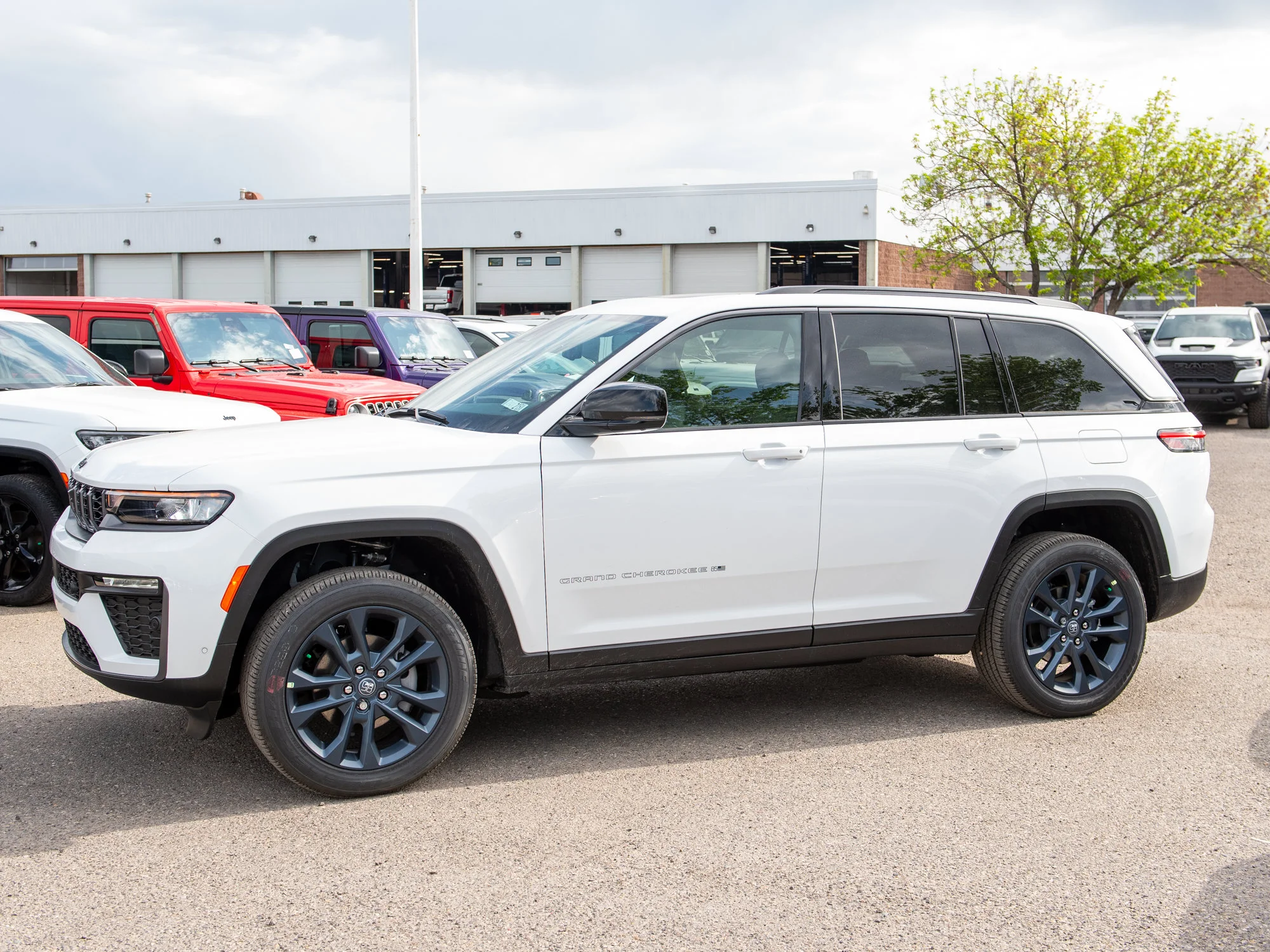New 2026 White Jeep 85th Anniversary* image 3