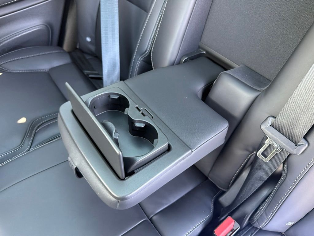 Used 2024 Denim Blue Metallic Volvo Ultimate image 36