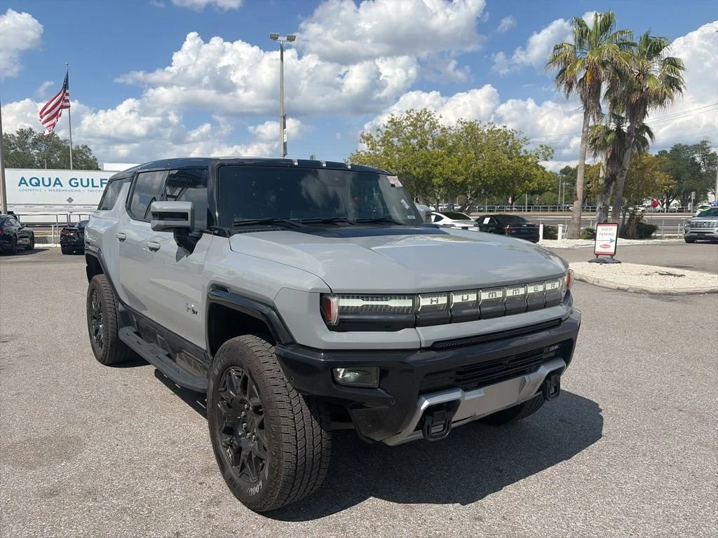 2024 GMC HUMMER EV