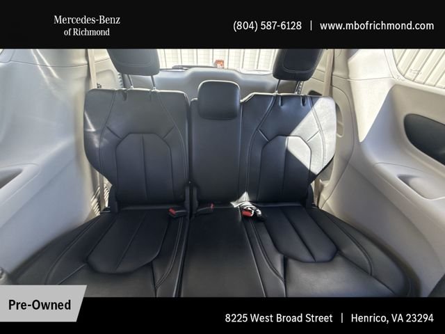 Used 2024 Silver Chrysler Touring L image 17