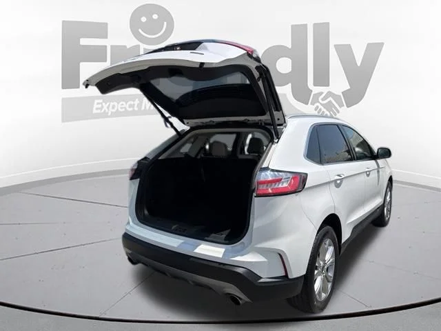 Used 2023 White Metallic Ford Titanium image 89