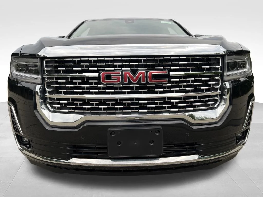 Used 2023 Ebony Twilight Metallic GMC Denali image 3