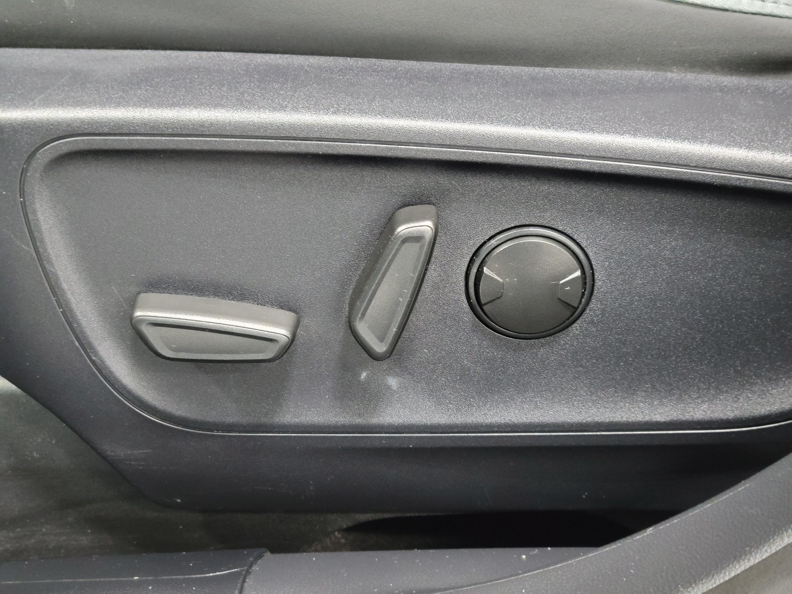 Used 2024 Gray Ford Big Bend image 9