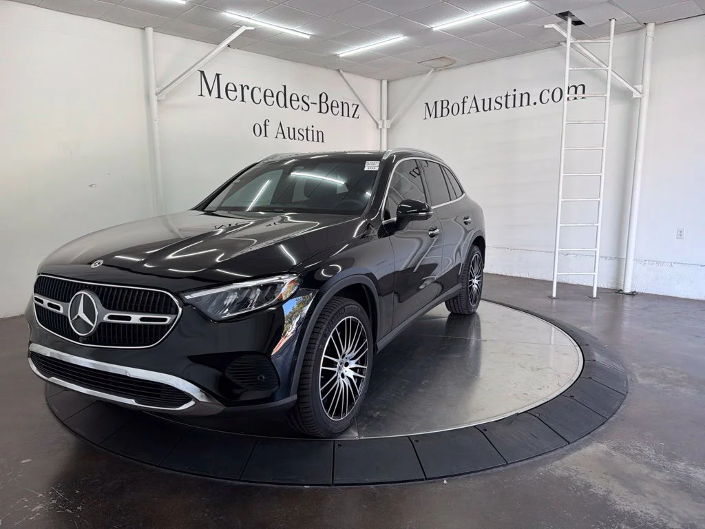 Certified Used 2026 Black Mercedes-Benz GLC 300 image 3