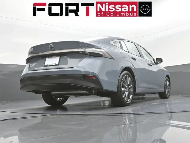 New 2026 Gray Nissan SL image 38