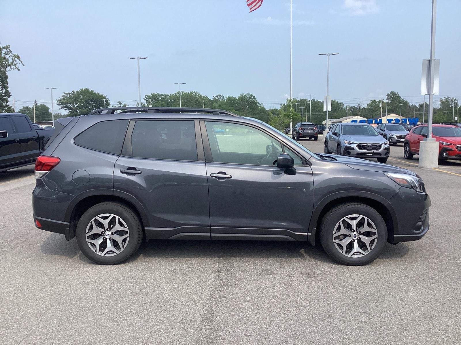 Used 2022 Magnetite Gray Metallic Subaru Premium image 9