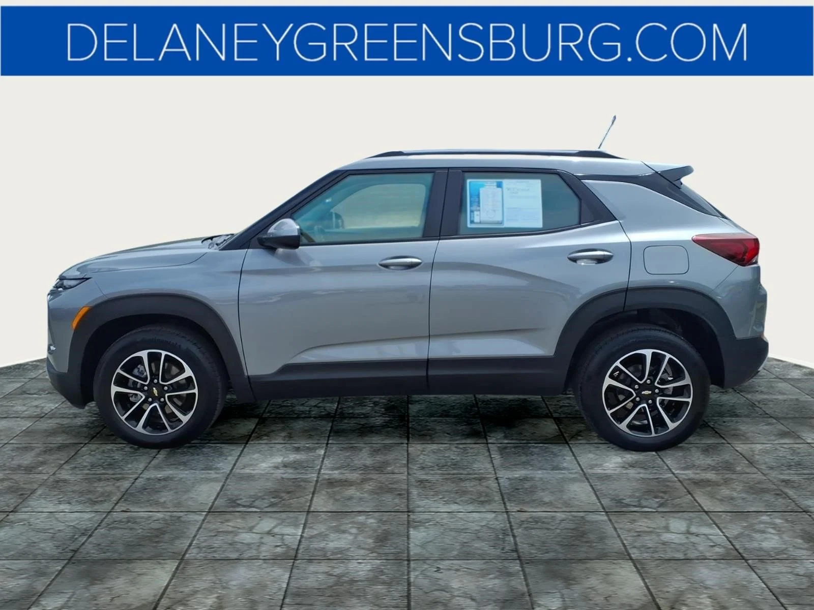 Used 2024 Sterling Gray Metallic Gzb Chevrolet LT image 6
