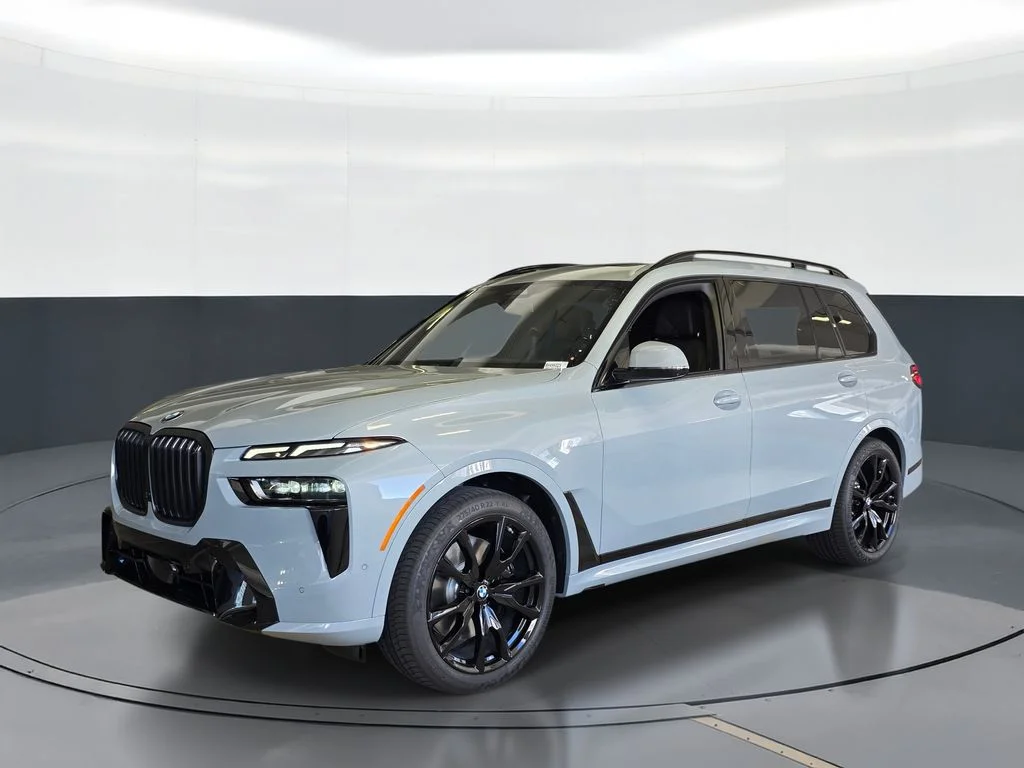 2027 BMW X7