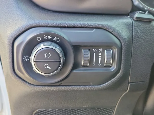 2021 Jeep Gladiator Sport - Photo 23
