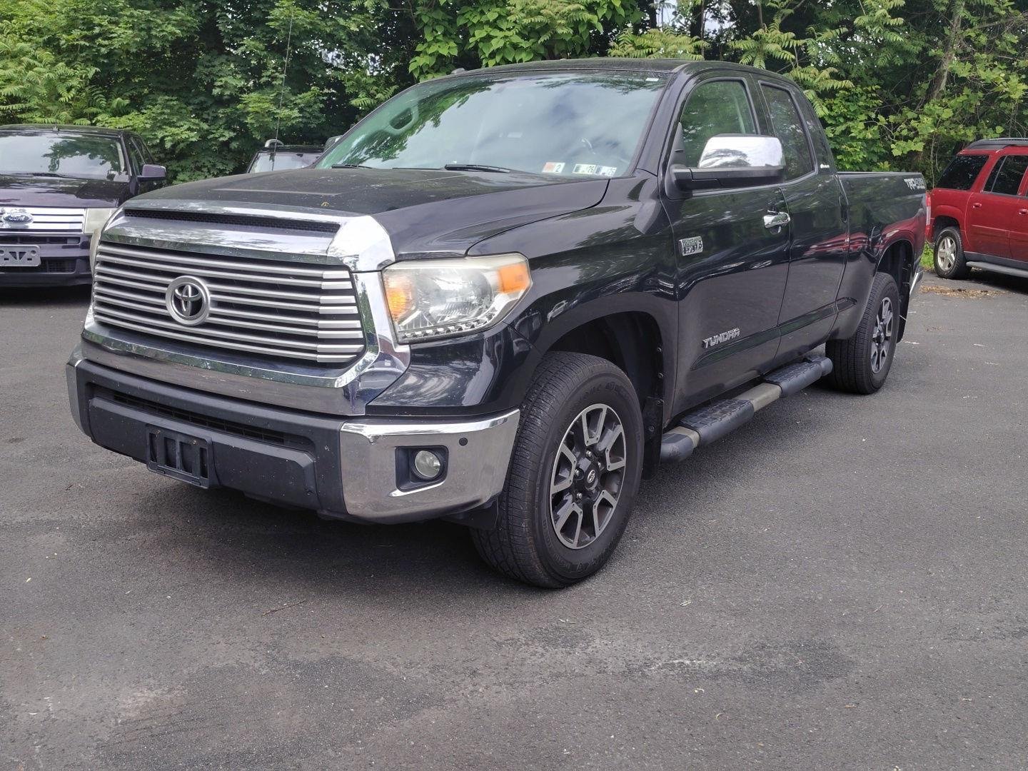 Used 2015 Attitude Black Metallic Toyota LTD image 2