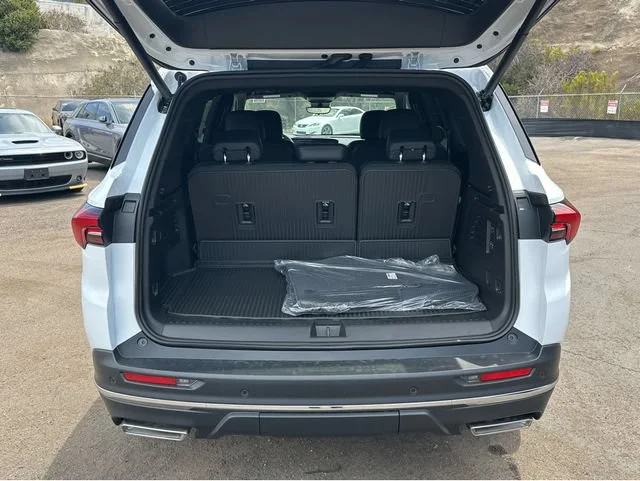 New 2026 Summit White Buick Preferred image 31