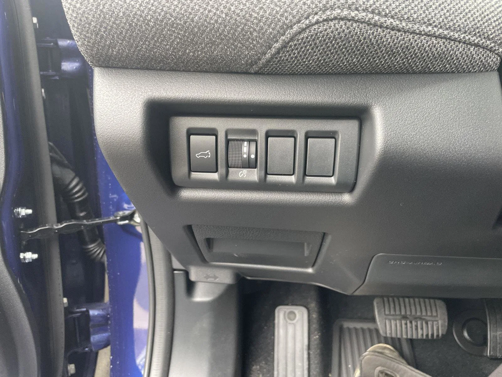 New 2026 Sapphire Blue Pearl Subaru Limited image 12