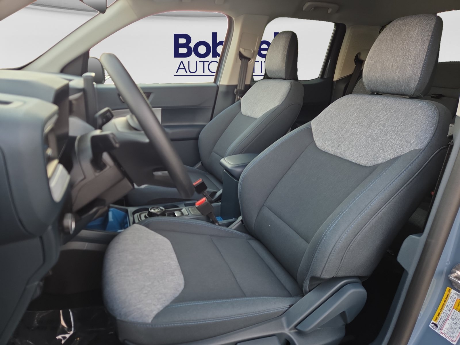2025 Ford Maverick XLT - Photo 9