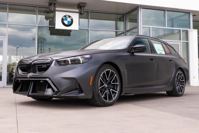2027 BMW M5 M5 Touring's photo