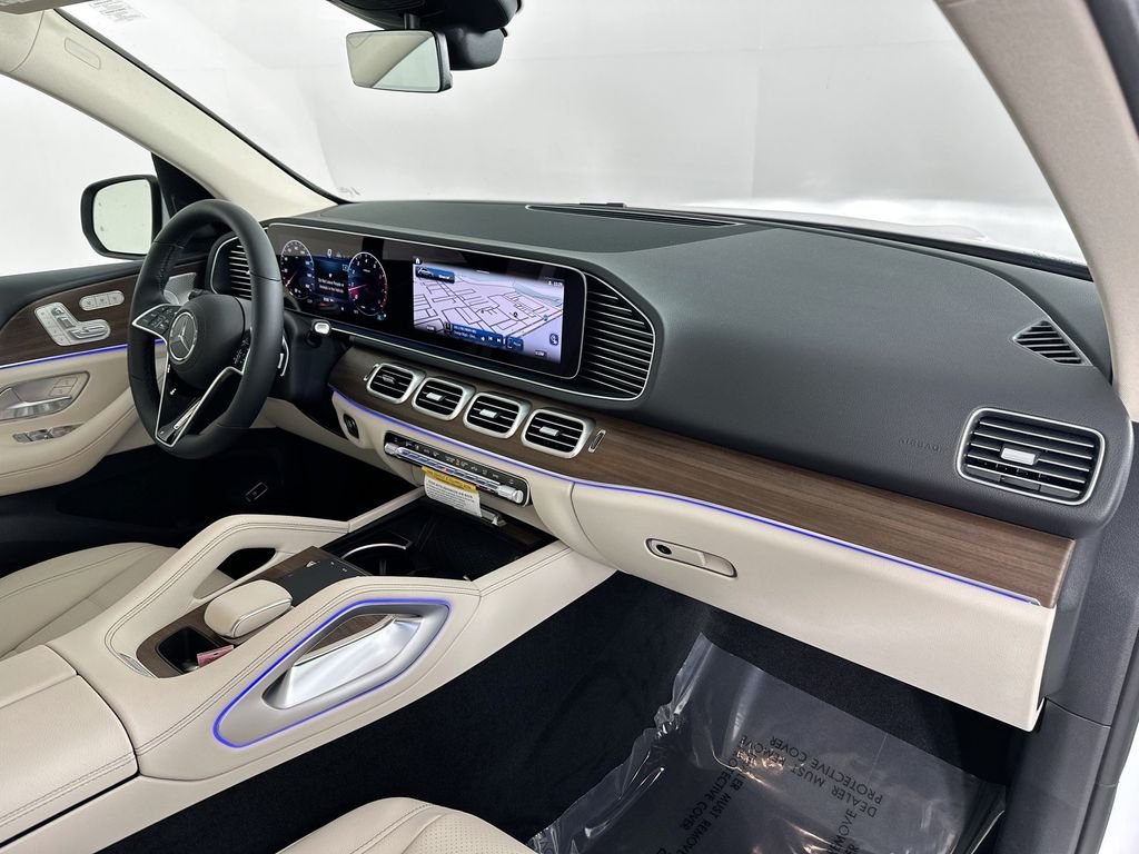 New 2026 MANUFAKTUR Moonlight White Metallic Mercedes-Benz GLE 450 image 31
