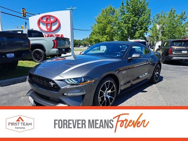 2020 Ford Mustang EcoBoost Coupe Premium's photo