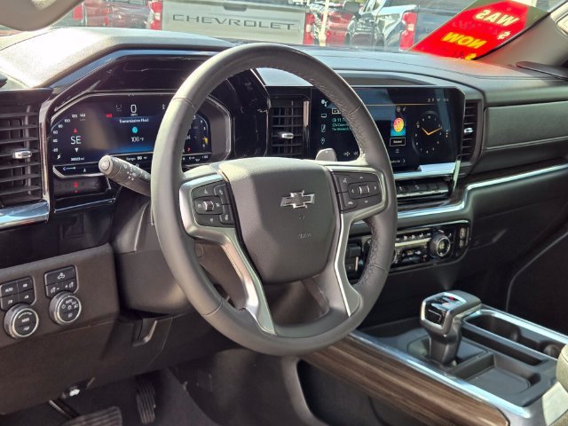 2023 Chevrolet Silverado 1500 RST - Photo 18
