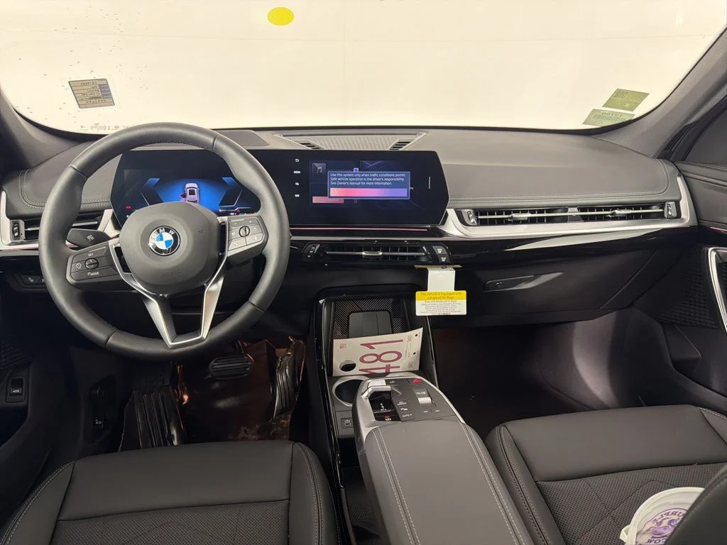 Used 2026 Space Silver Metallic BMW xDrive28i image 10