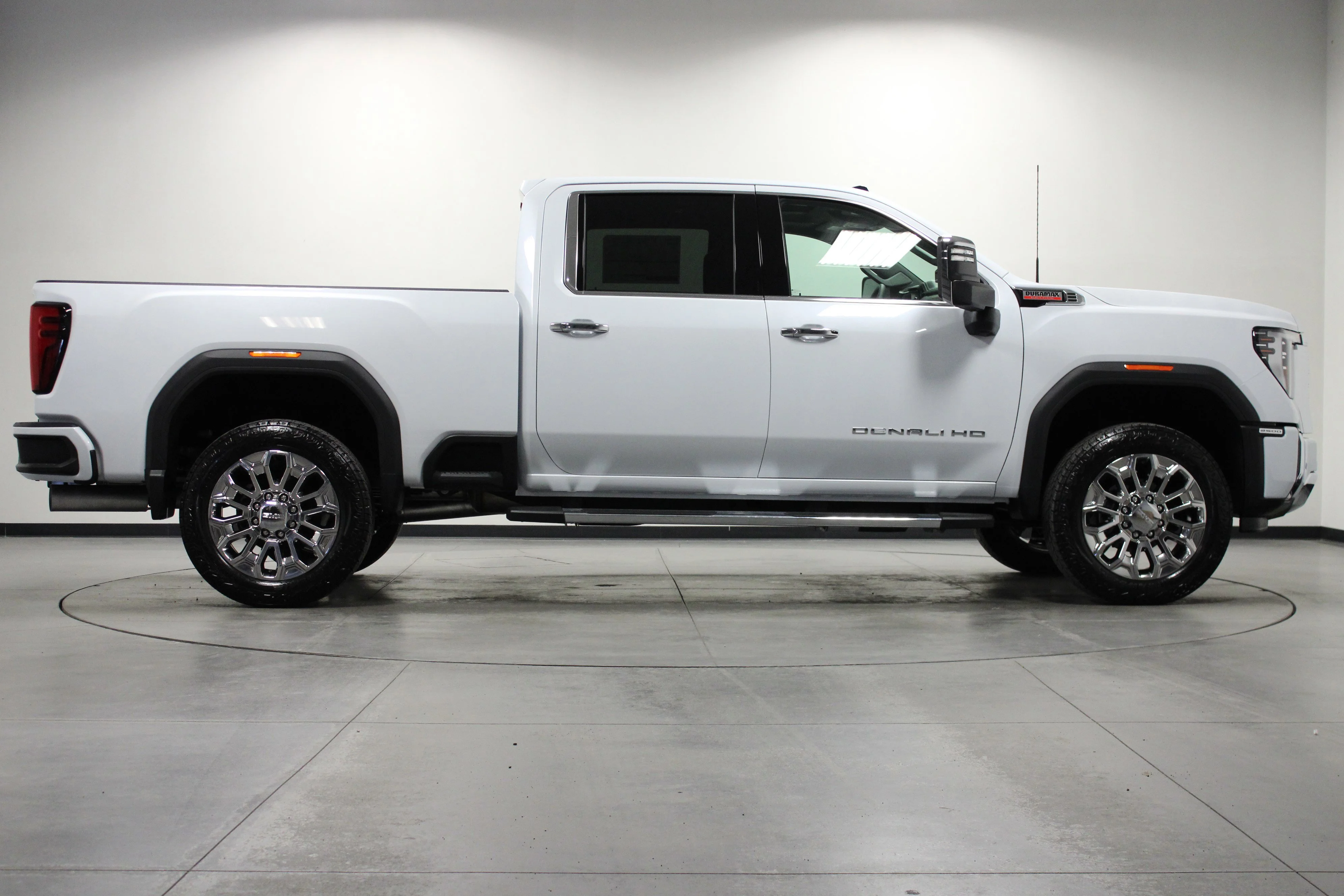 New 2026 Glacier White Tricoat GMC Denali image 3