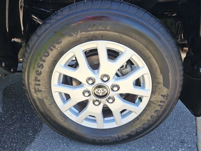 Used 2024 Gray Toyota SR5 image 30