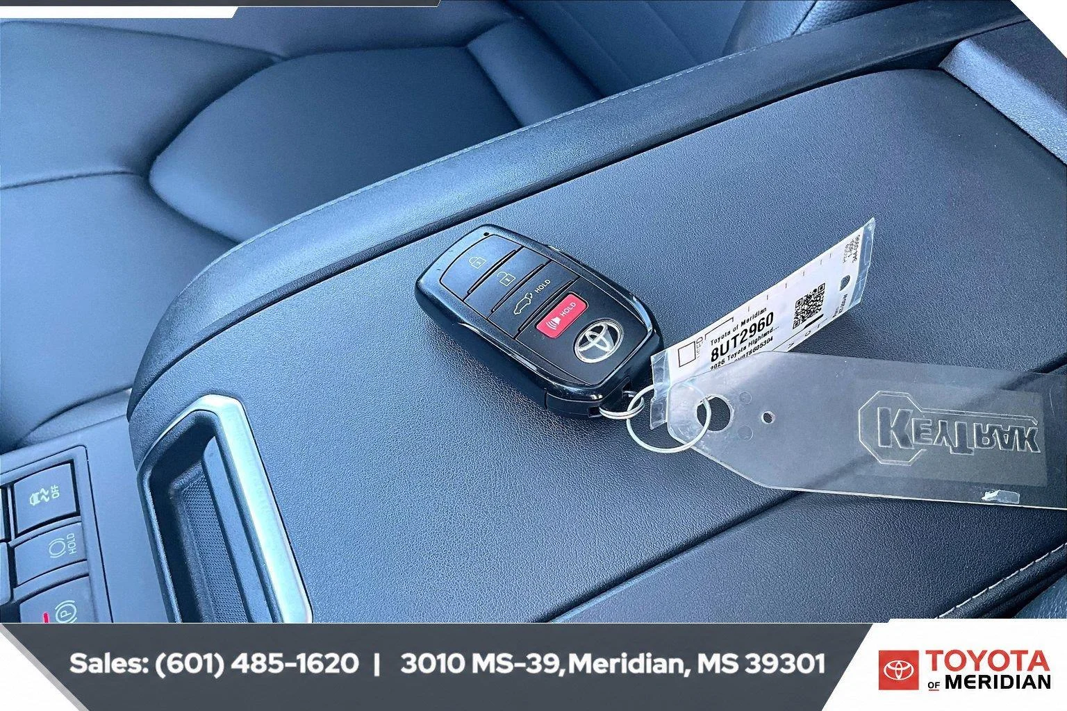 Used 2026 Wind Chill Pearl Toyota XLE image 9